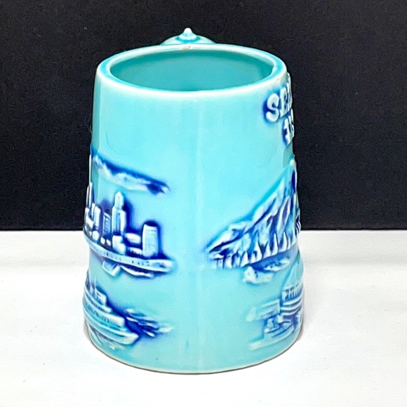 Vintage 84' "Seattle U.S.A." Smiwes Made in Japan! Excellent Used Condition! EUC - Picture 4 of 6